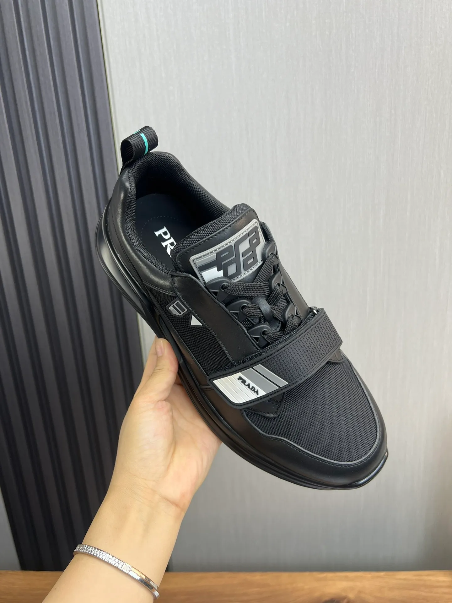 Men's shoes 💰620💰 [PRADA] Men's shoes are popular in the counter, official website is synchronized, high-quality shipments ✔️Original cowhide stitching mesh + cowhide lining, 1🆚1 replica, original original bottom, 38-45 (45 customized, non-refundable)